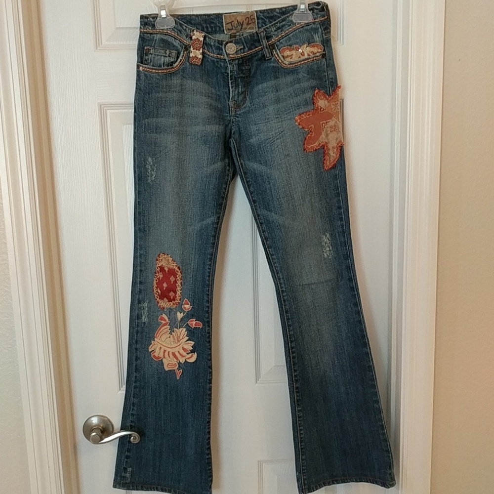 Vintage boho style July 25 patch jeans hippie